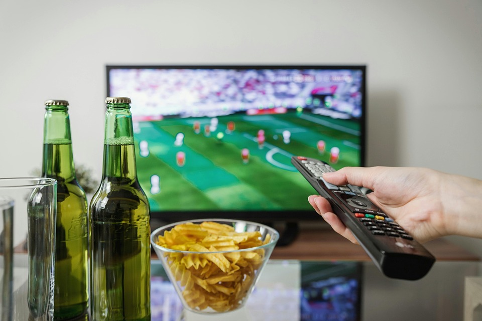 Legal live TV streaming with family - legal live TV streaming